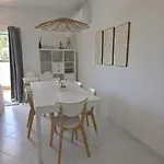 Δωμάτια σε οικογενειακή κατοικία Albur House *